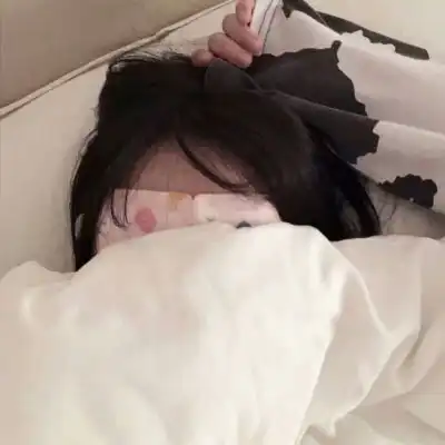 第一次发情侣头像呀喜欢狗子