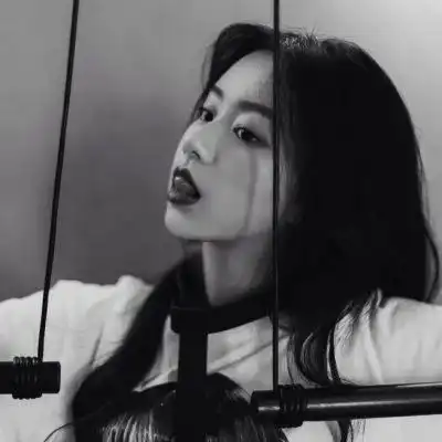 qq空间访客量暴增的戳泪句子,句句心酸,总有一句适合你