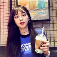 个性女生好看头像美丽的简单女生