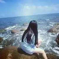 蓝天女生头像高清图片微信头像图片大全
