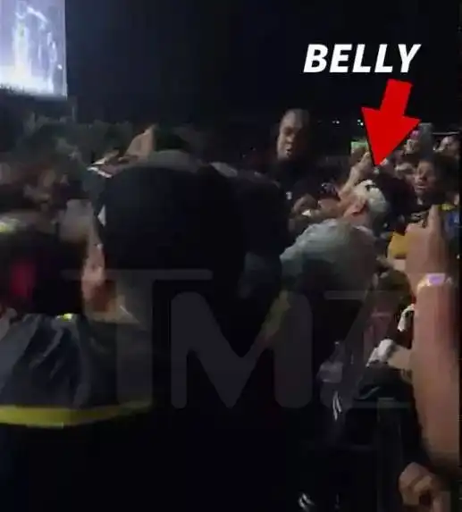 coachella音乐节就是女醉汉聚会,穿再美都是照骗