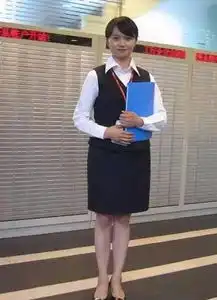 我要读书的大眼睛女孩当选团省委副书记了读书的人生到底赢在哪