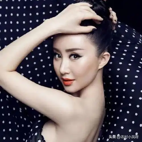分享图片漂亮美女舒畅