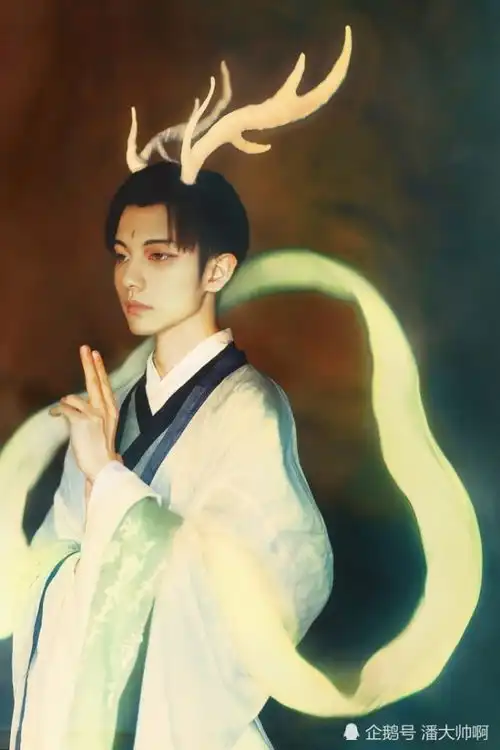 他曾是uzi的御用辅助,如今却靠拍片儿维持生计