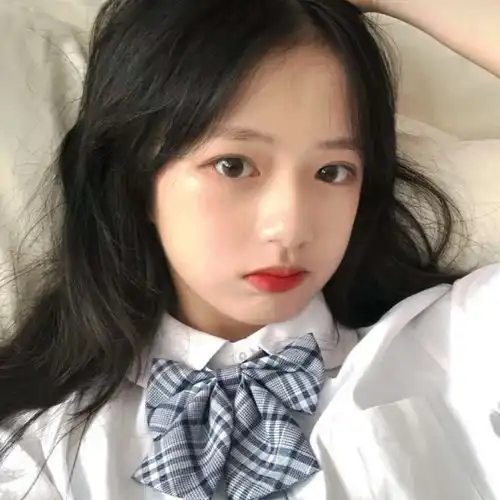 三人闺蜜女生头像,绝望掩埋了欢笑