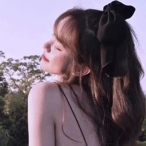 头像闺蜜头像高冷,你不要太难过了,因为我一直都在腾讯新闻