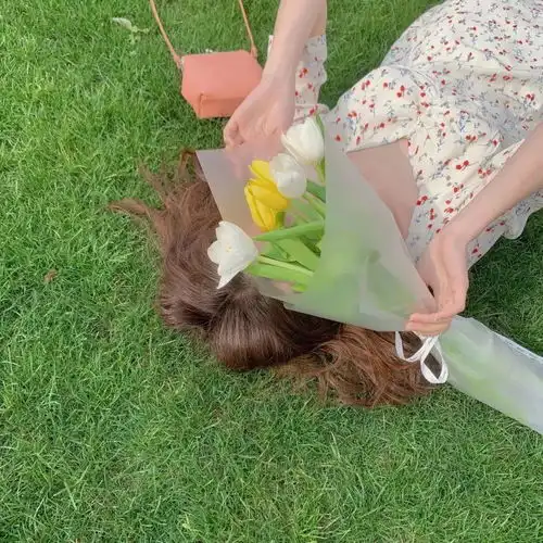 好看的真人女生头像集