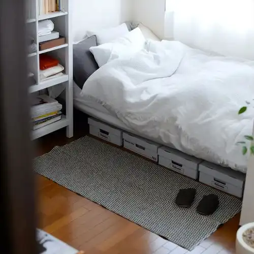 看了这位年轻女孩的一人居,屋内简洁干净,网友羡慕这样的独居