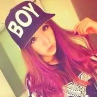 qq戴帽子女生头像写一个boy的