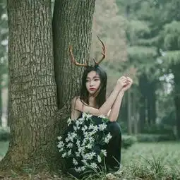 好看的闺蜜头像,真人动漫都可以,最好是要真人
