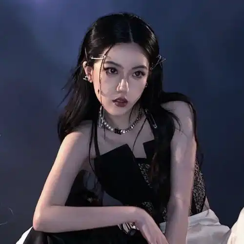 女生头像气质独特的冷艳女生