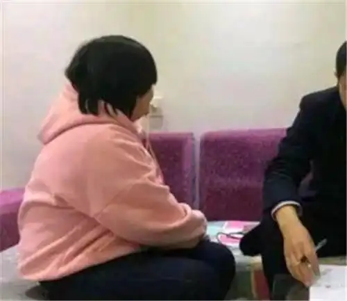 河南14岁少女离家出走,被老汉拐走6年生3娃,最后怎么被发现的