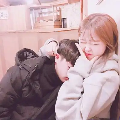 情人节秀恩爱情头一对把最好的留给你