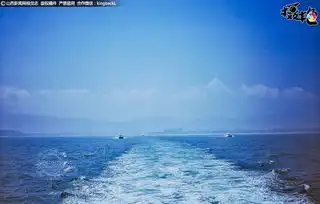 蓝天图片唯美女生头像风