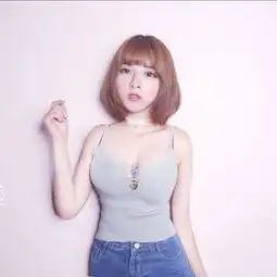 工作装美女头像小游戏