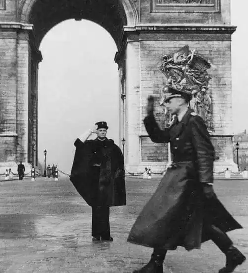 德军攻陷巴黎为何没屠城法国就像御姐,都想征服,但都不想毁灭