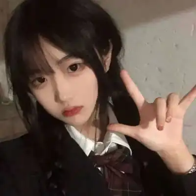 过年头像女生2025超好看