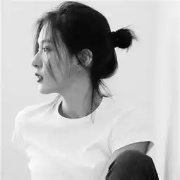 超拽的女生黑白头像霸气范女王没有铠甲也没有软肋