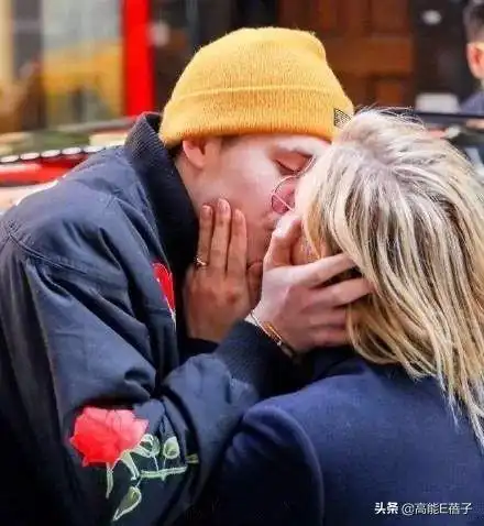 又有新恋情贝克汉姆大儿子布鲁克林女朋友都是季抛型吗