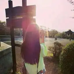 文字控
