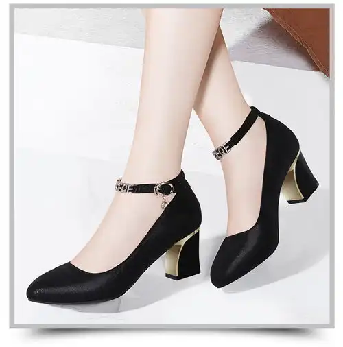 金丝兔性感水钻高跟单鞋女2019春秋新款尖头方跟韩版时尚一字扣宴会女鞋6301