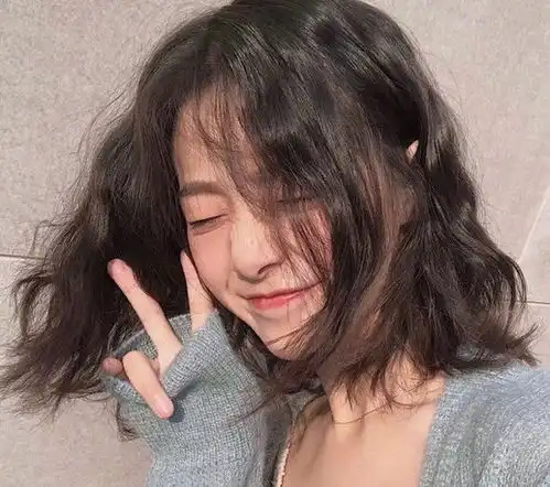 网易云热评你可不可以陪我长大,而不是教我长大