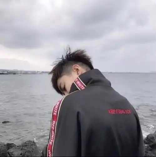高情商男生头像