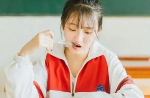 中学教师反感的女生,成绩再好也白费,看你是否在其中