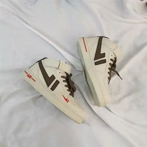 ins超火高帮板鞋女空军一号韩版学生港风小白鞋原宿百搭运动鞋潮