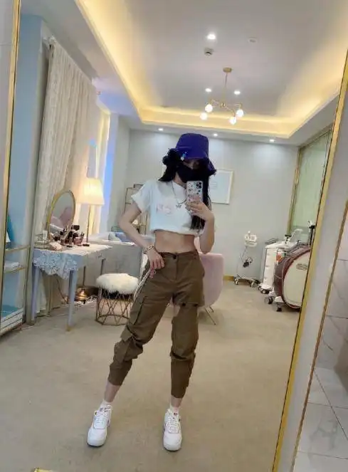 吴宣仪这筷子腿太让人羡慕了又细又长,这样的腿来一沓都不嫌多