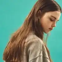 欧美半身女生头像好看的欧美气质半身女人头像
