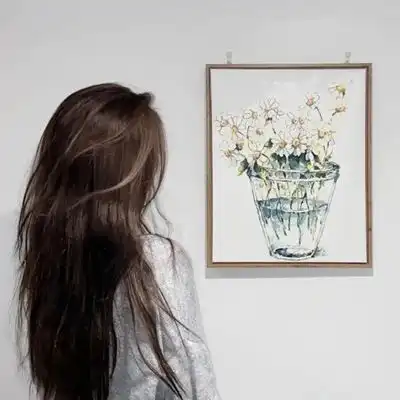 2023最新高级感优雅背影女生头像