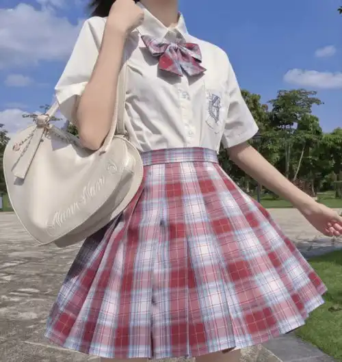 jk风女生头像来一波吧
