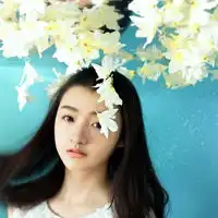 孤单女生头像荒凉的爱已不再
