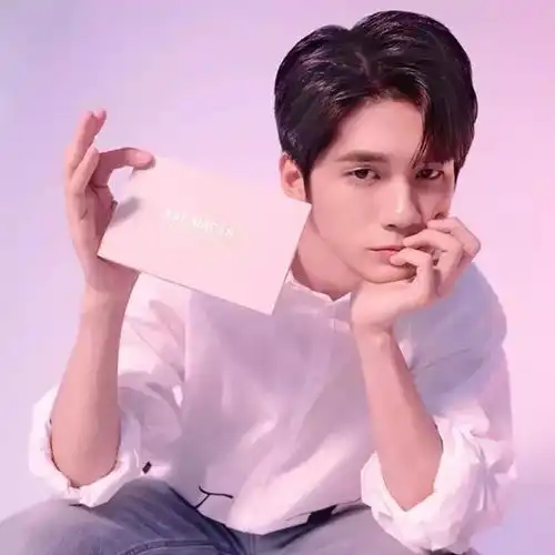 韩男偶像代言的美妆品牌,男生代言女生的化妆品销量不减反升