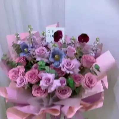 女生头像带花真人年成