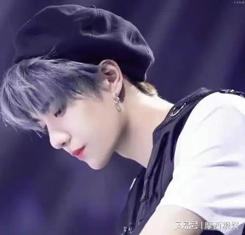 王一博热烈杀青照曝光黄渤上演摸头杀,看到奶膘酷盖爱了