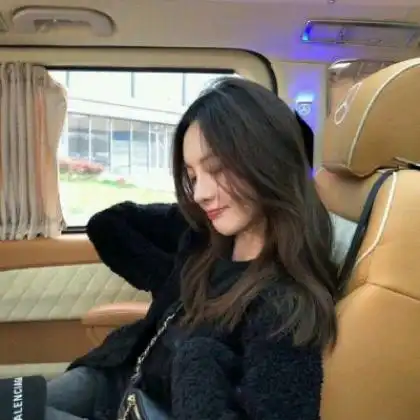 头像吸引女生的头像美女