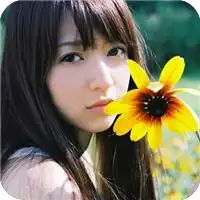 请问大家一下这两张图片里的女的叫什么名字