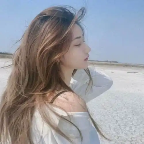 最伤感扎心的头像女生一
