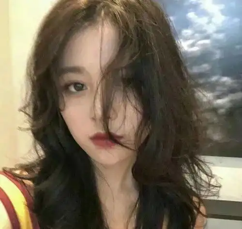 头像很多人最后的关系就是没有关系
