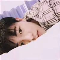 微信头像女躺着微信头像图片大全
