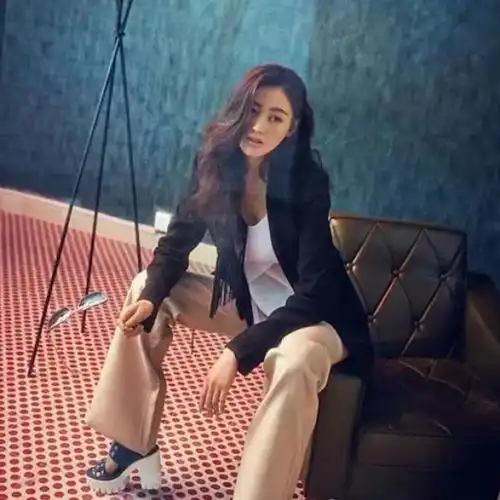 短发女神高俊熙突然换了发型,美不美你们说了算