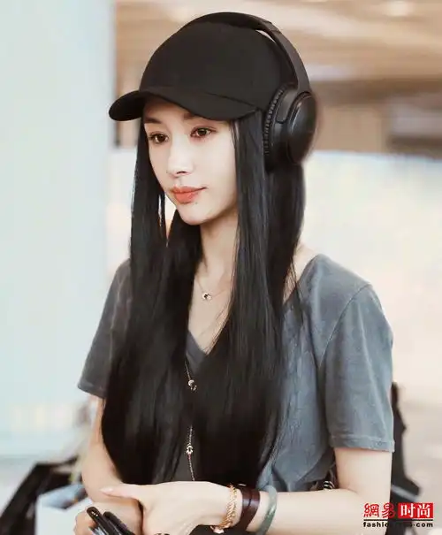 王子文长发造型差点没认出来