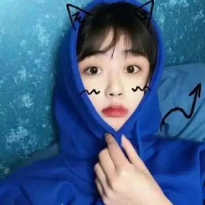 蓝色系头像女生图片2020好看可爱网图女生头像