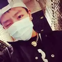 个性网戴口罩男生头像个性网戴口罩头像