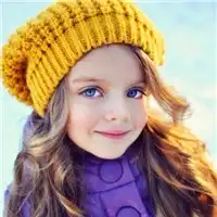 米兰库尔尼科娃头像漂亮的俄罗斯女孩