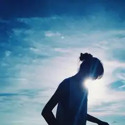 假如有一天,你发现身边的亲人都冷漠自私,就请尝试做好这3件事