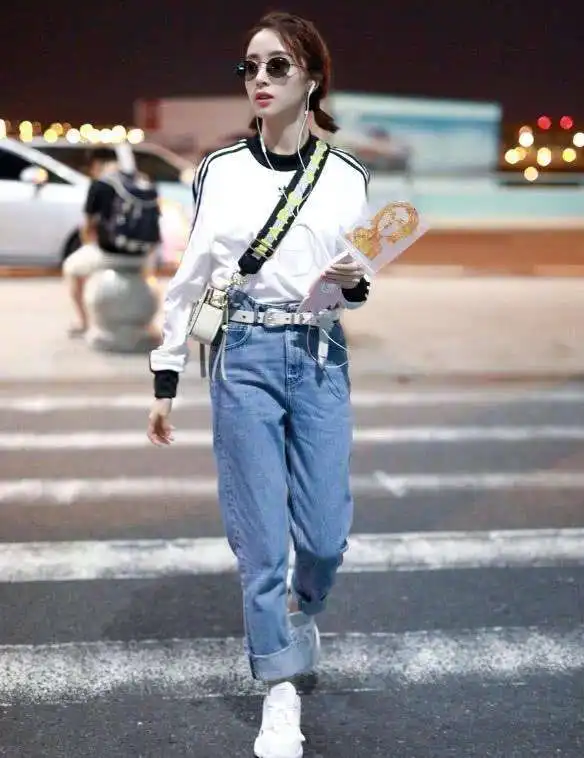 薄荷绿再一次惊艳,只有胡冰卿这样脸小,穿着才清新少女