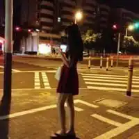 背包的姐妹头像害怕的东西有很多,最怕你离开我